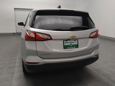 Used 2021 Chevrolet Equinox LS w/ LS Convenience Package FWD image 6