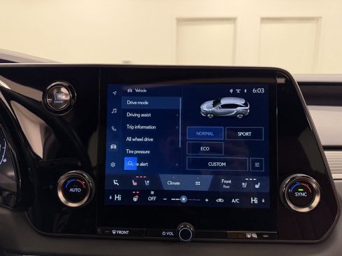 Used 2024 Lexus RX 350 F Sport image 25