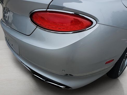 Certified 2021 Bentley Continental GT image 20