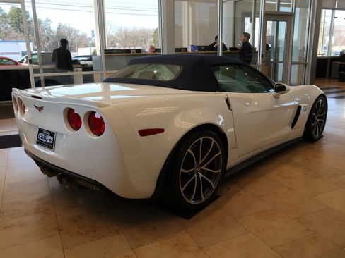Used 2013 Chevrolet Corvette 427 w/ 1SC Preferred Equipment Group image 8