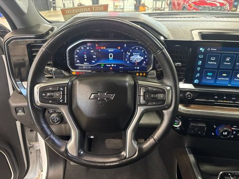 Used 2025 Chevrolet Silverado 1500 RST w/ Convenience Package II AWD/4WD image 7