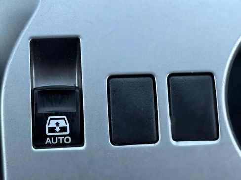 Used 2017 Toyota 4Runner SR5 image 39