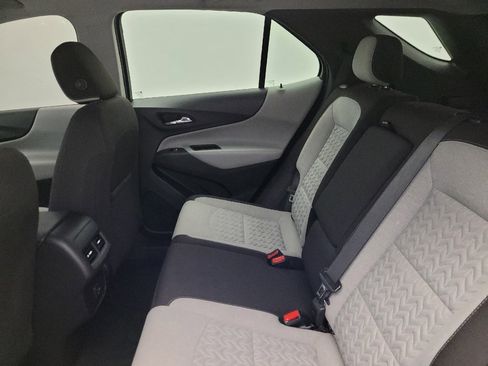 Used 2023 Chevrolet Equinox LT FWD image 18