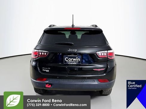 Used 2024 Jeep Compass Trailhawk AWD/4WD image 8
