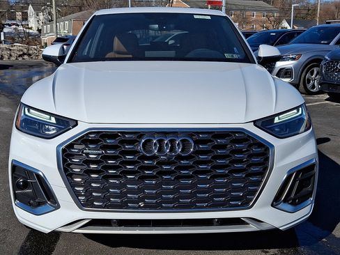 Certified 2025 Audi Q5 2.0T Premium Plus w/ Premium Plus Package image 2