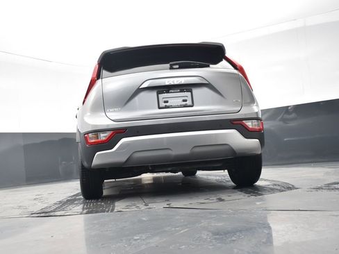 Certified 2023 Kia Niro EX image 23