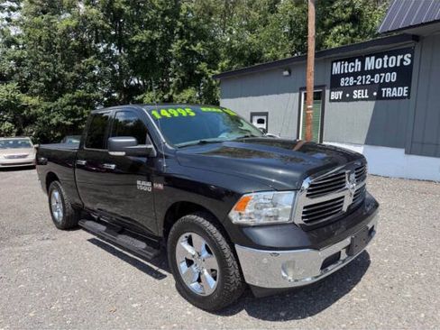 Used 2018 RAM 1500 Big Horn AWD/4WD image 1