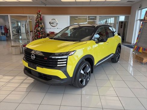 New 2026 Nissan Kicks SR w/ SR Premium Package image 2