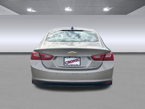 Used 2024 Chevrolet Malibu LT image 4