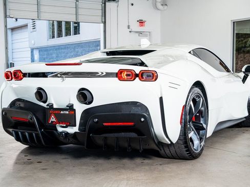 Used 2021 Ferrari SF90 Stradale image 6