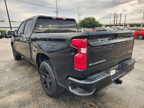 Used 2022 Chevrolet Silverado 1500 Custom image 4