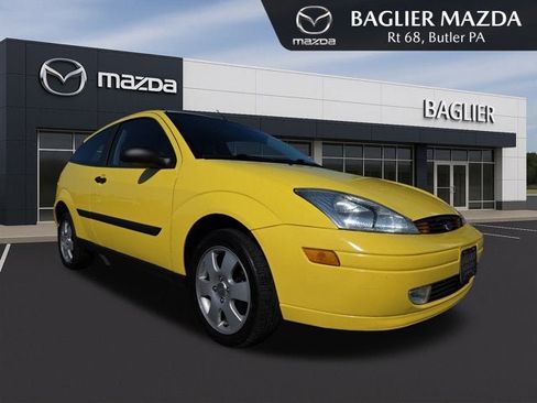 Used 2002 Ford Focus ZX3 Hatchback image 1