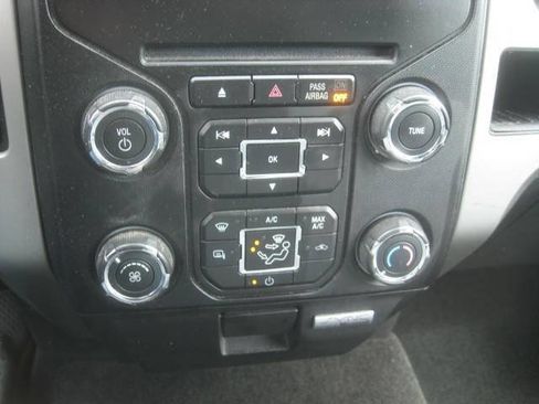 Used 2014 Ford F150 XLT w/ XLT Chrome Package AWD/4WD image 29