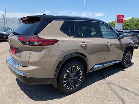 Certified 2024 Nissan Rogue Platinum w/ Platinum Premium Package AWD/4WD image 5