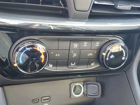 New 2026 Buick Encore GX Sport Touring FWD image 22