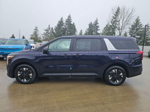 New 2026 Kia Carnival LXS image 8