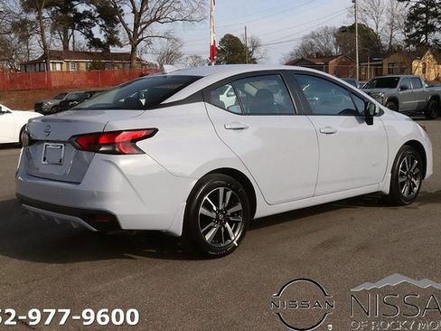 New 2025 Nissan Versa SV image 5