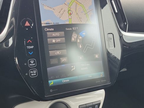 Used 2019 Toyota Prius Prime Premium image 24