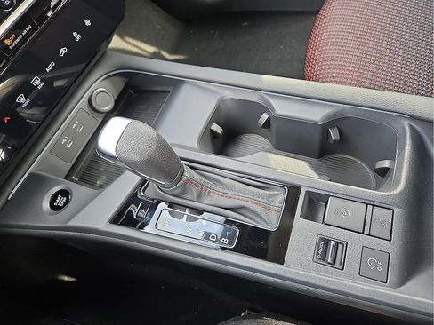 New 2026 Nissan Sentra SR image 25