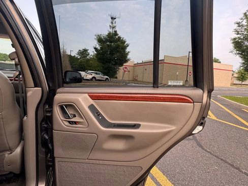 Used 1999 Jeep Grand Cherokee Limited image 21