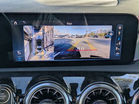 Certified 2025 Mercedes-Benz CLA 250 image 21