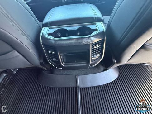 Used 2019 RAM 1500 Big Horn AWD/4WD image 13
