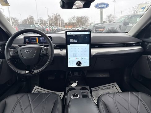 Used 2023 Ford Mustang Mach-E Select image 17