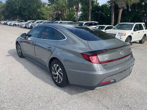 Used 2022 Hyundai Sonata Blue FWD image 4
