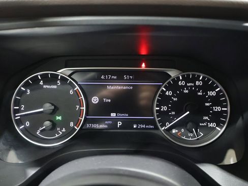 Used 2023 Nissan Rogue SV image 41