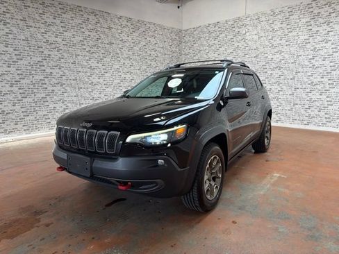 Used 2020 Jeep Cherokee Trailhawk AWD/4WD image 3