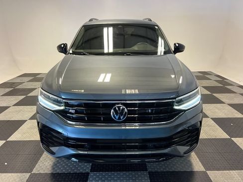 Certified 2023 Volkswagen Tiguan SE R-Line FWD image 2