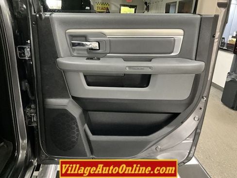 Used 2016 RAM 1500 Big Horn AWD/4WD image 34