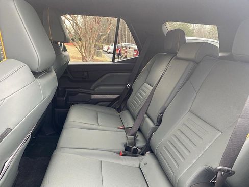 Certified 2025 Toyota 4Runner Trailhunter image 12