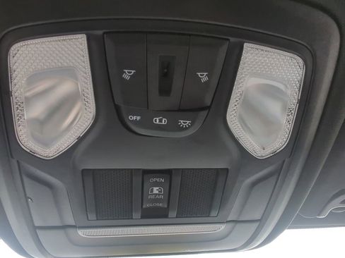 Used 2022 RAM 2500 Tradesman AWD/4WD image 20