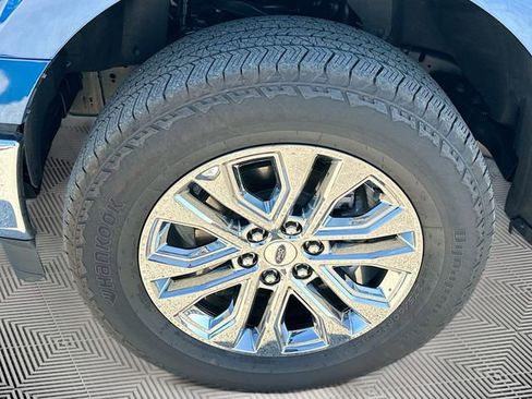 Used 2025 Ford F150 Lariat w/ Equipment Group 502A High image 32