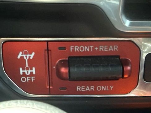 Used 2019 Jeep Wrangler Unlimited Rubicon AWD/4WD image 16