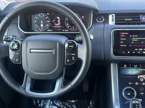 Used 2020 Land Rover Range Rover Sport HSE image 18