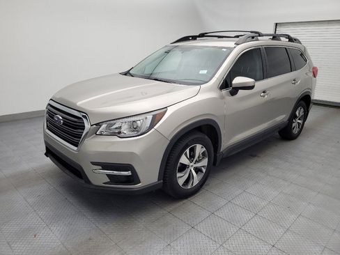 Used 2019 Subaru Ascent Premium w/ Popular Package #4 AWD/4WD image 2