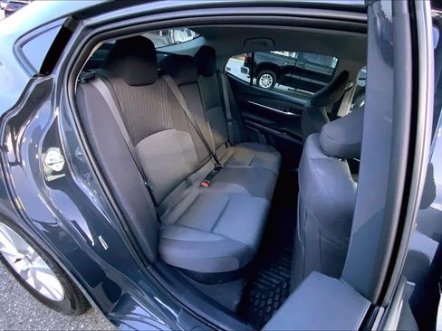 Used 2025 Toyota Camry LE image 18