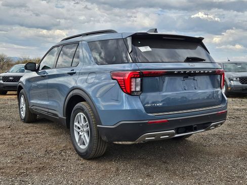 New 2026 Ford Explorer Active w/ Active Comfort Package RWD image 7