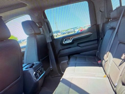 Used 2023 GMC Sierra 1500 Denali w/ Denali Reserve Package AWD/4WD image 8