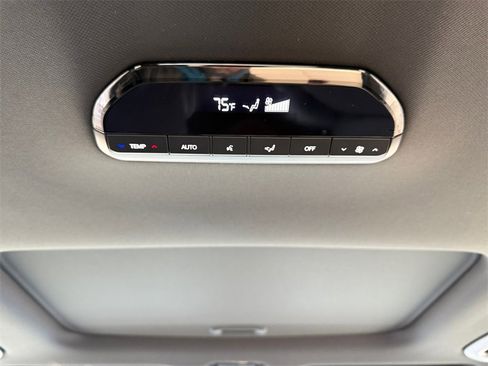 New 2027 Kia Telluride S image 11