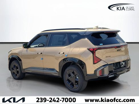 New 2027 Kia Seltos X-Line S w/ X-Line S Premium Package AWD/4WD image 4