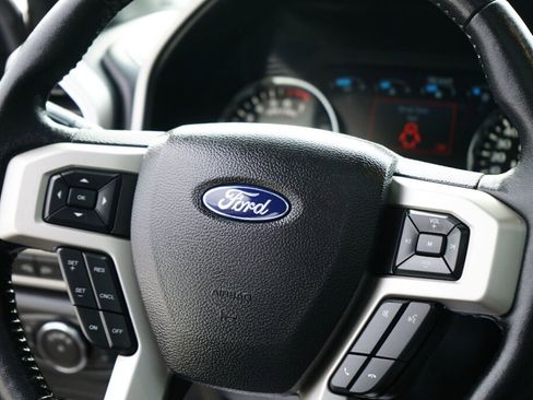 Used 2019 Ford F150 Lariat w/ Equipment Group 502A Luxury image 20