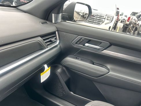 New 2026 GMC Terrain Elevation AWD/4WD image 26