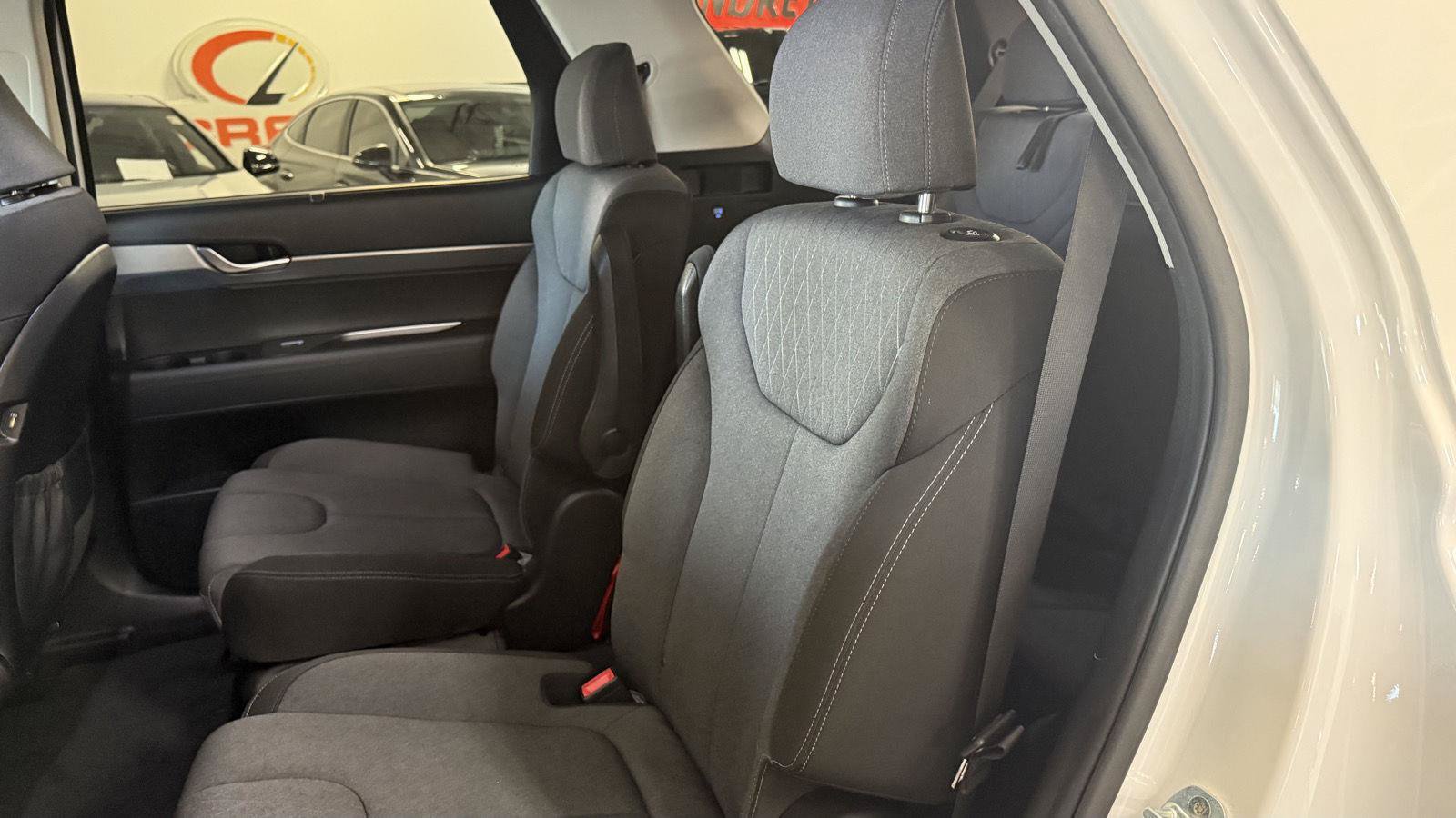 Used 2020 Hyundai Palisade SEL w/ Convenience Package FWD image 42