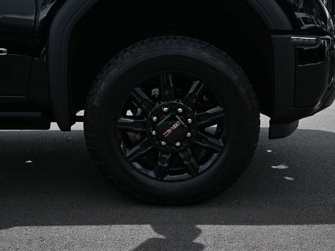 Used 2026 GMC Sierra 2500 AT4 w/ AT4 Premium Plus Package AWD/4WD image 31