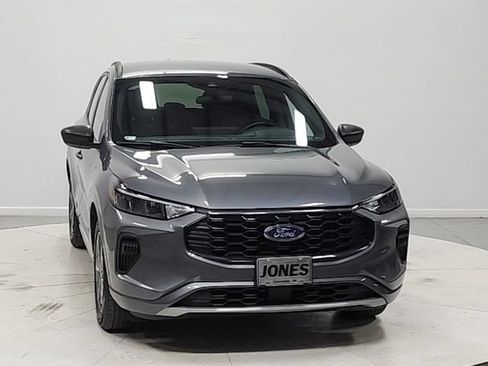 Used 2024 Ford Escape ST-Line w/ Tech Pack #1 FWD image 2