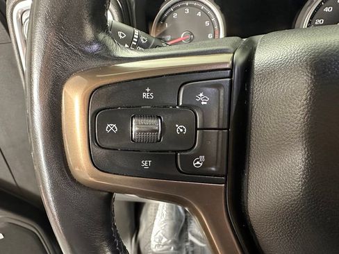 Used 2019 Chevrolet Silverado 1500 High Country w/ High Country Premium Package AWD/4WD image 22