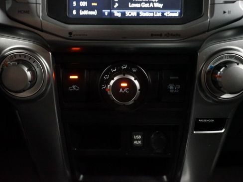 Certified 2019 Toyota 4Runner SR5 AWD/4WD image 20
